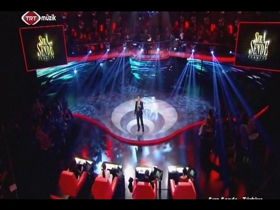 Tuğrul MİNTAŞ-Her mevsim içimden gelir geçersin Şef:Ömer Hayri UZUN