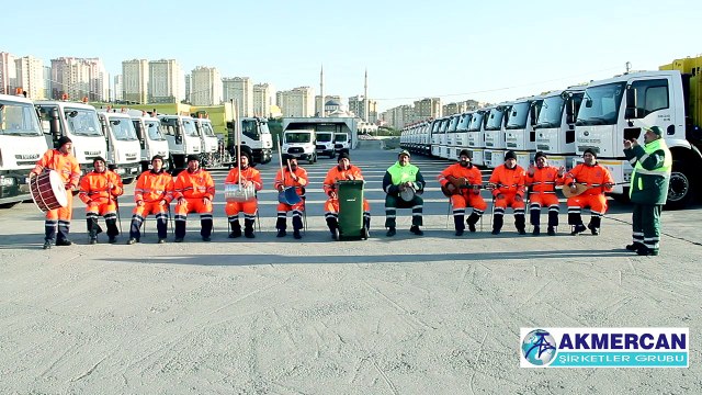 Akmercan Çöpçüler Korosu - İnce Giyerim İnce