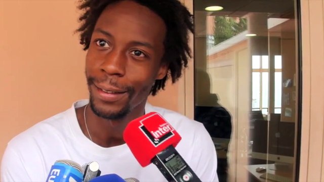 ATP - Monte Carlo 2015 - Gaël Monfils sur son cérémonial après sa victoire contre Dimitrov en quarts