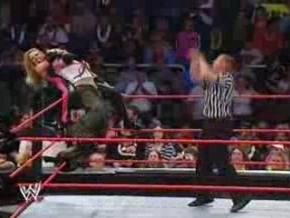 Lita vs Trish - December 6th