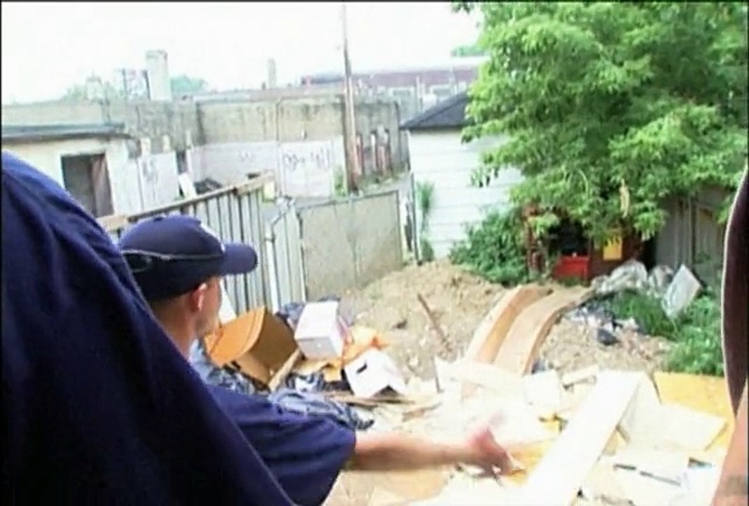 Holmes on Homes S01E01 - Whole House Disaster