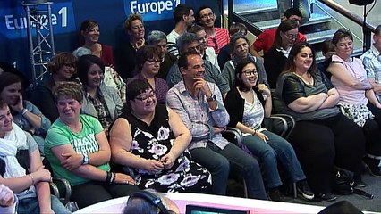 Le Karaoké des Pieds dans le Plat – Cyril Hanouna