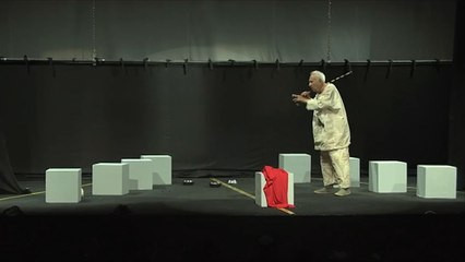 مهرجان المونودراما المسرحي في الكويت