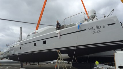 Mise à l'eau du catamaran Vitalia 2
