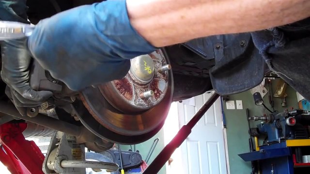 How to compress a rear brake caliper with a spiral piston