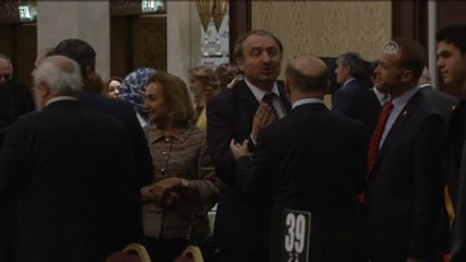 Davutoğlu: "Bizde Liste Dışı Olmak Diye Bir Şey Olmaz"