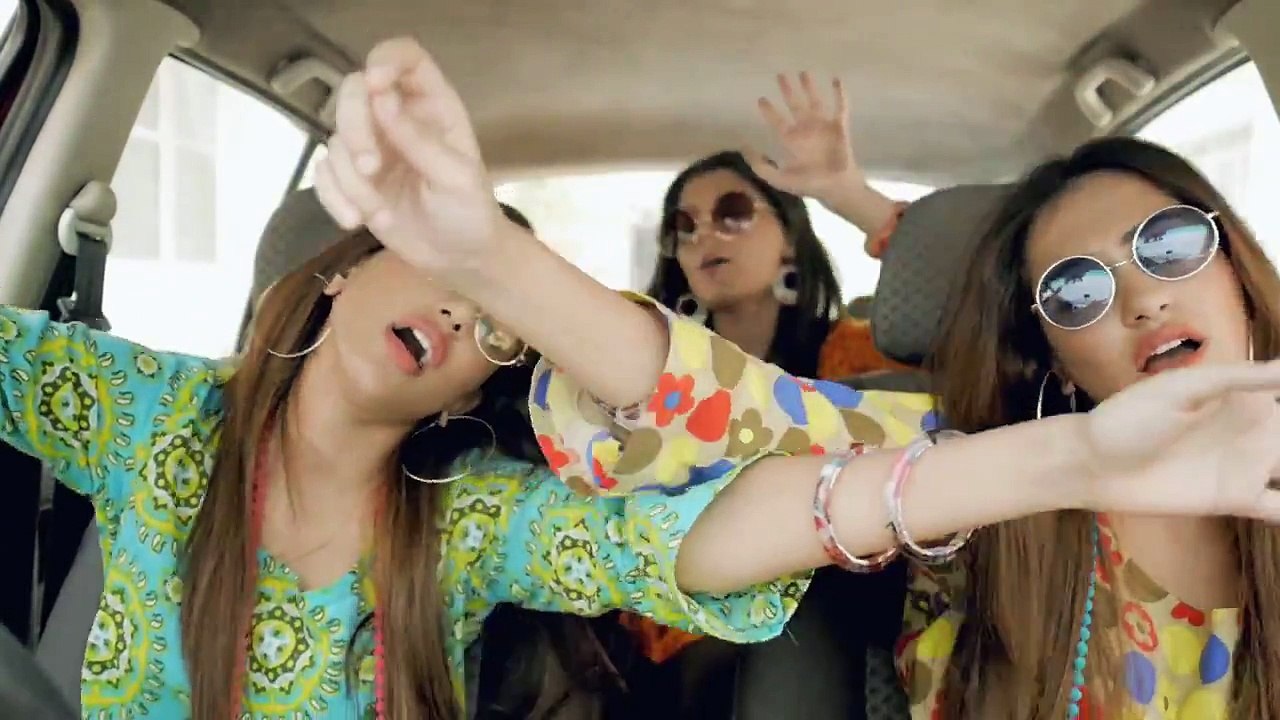 Girl having Dance in Bollywood Songs
