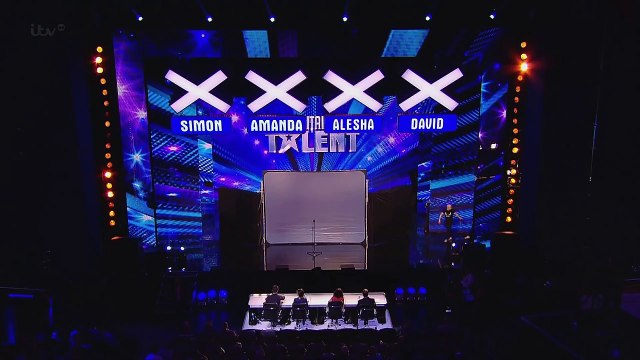 Attraction Shadow Theatre Dancers [HD] Britains got talent 2013 (auditions)