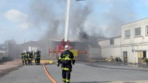 Impressionnant incendie à Bailleul