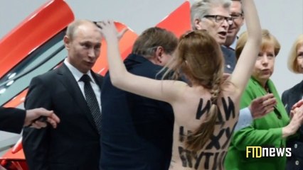 FEMEN - Top Less Females Protest Russia's War On Ukraine - WNM #71