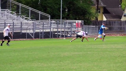 Un but magique en Ultimate Frisbee : Double trick!