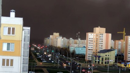 Tempête de sable en mode "Fin du monde" en Biélorussie! Dingue...