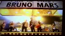 Runaway Baby - Bruno Mars performance - Grammys 2012 [HQ sound]