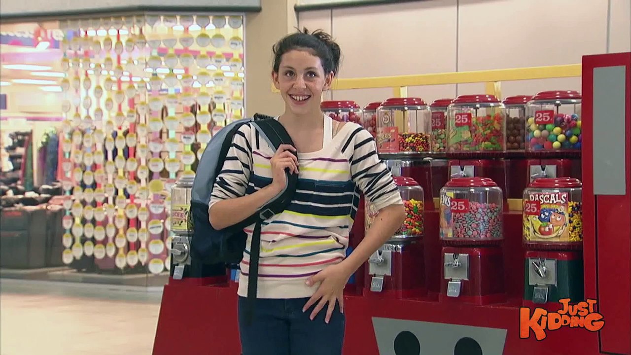Extra Hand Prank