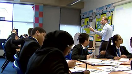 معلمو بريطانيا يحذرون من دفعهم للقيام بدور الاستخبارات