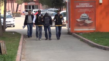 Adana - Kapkaççı Yarım Saatte Yakalandı