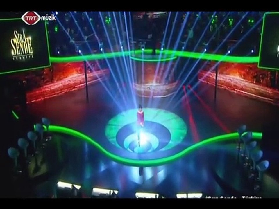 Gülay-Bahçada yeşil çınar Şef:Ömer Hayri UZUN