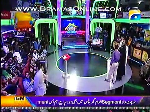 What Kind Of Stuff Aamir Liaquat Has Do For TRP - Ab Bhai Setting Karwa Rahe Hein Live
