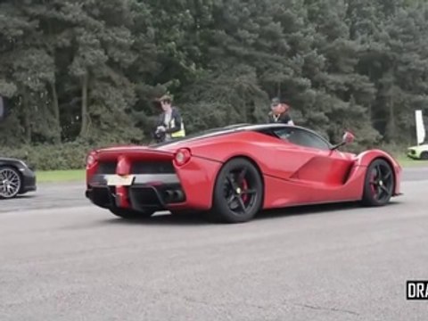 Ferrari LaFerrari Vs Porsche 911 Turbo S Drag Race - DRAGINFO