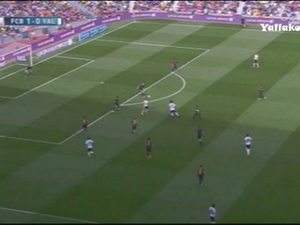قائم برشلونة يمنع هدف لفالنسيا