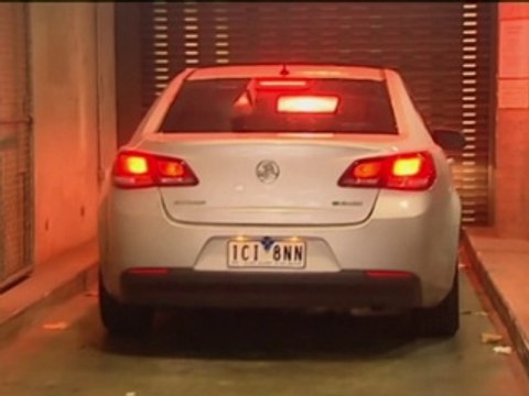 Cinq jeunes soupçonnés de préparer un attentat arrêtés en Australie