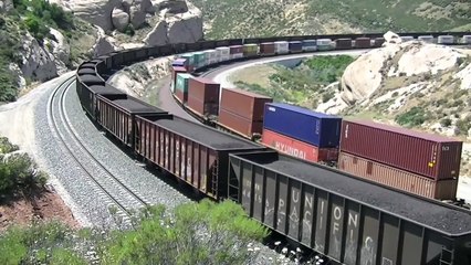 Why Cajon Pass Is The Best Place To Railfan