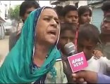 Urdu Speaking Women Abusing Altaf Hussain