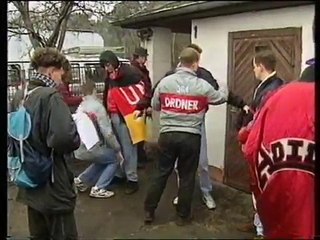 1.FC UNION Berlin gegen TÜRKIYEMSPOR   -  Haß auf den Stadionrängen!