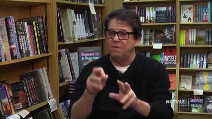 Anson Williams - Singing to a Bulldog