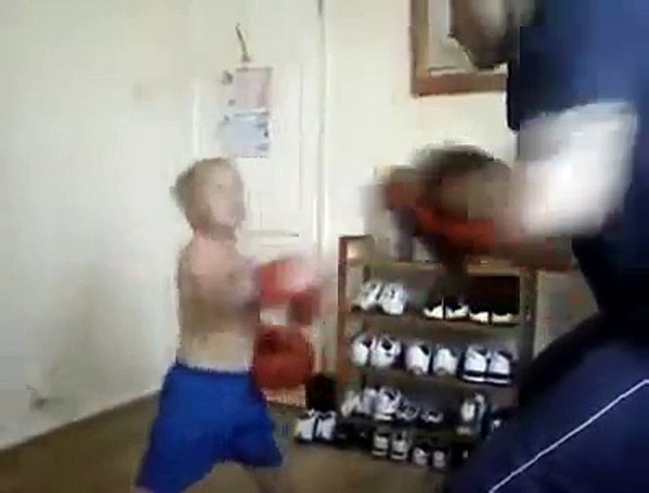 Amazing Kick Boxing Kid