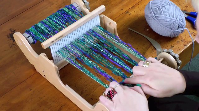 Weaving on the SampleIt Loom
