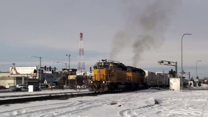 (HD) FULL POWER From STOP! GREAT SOUND! (EMD) SD40-2's