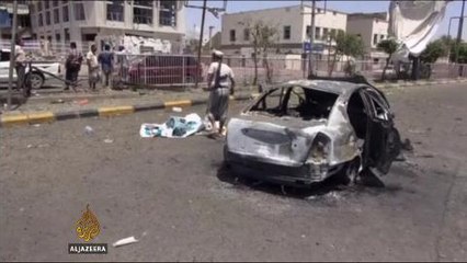 Yemenis suffer from lack of aid supplies