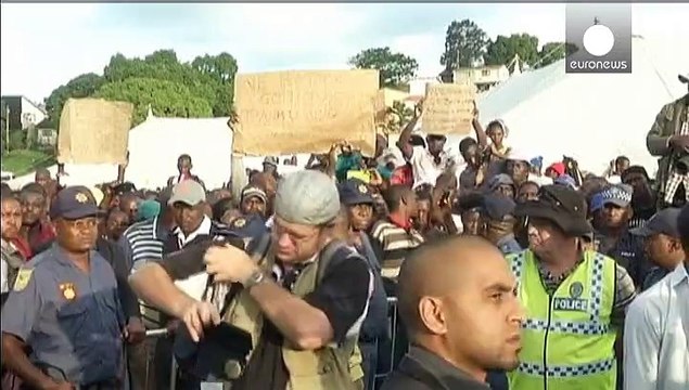 Zuma tries to reassure migrants after xenophobic attacks