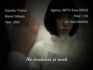 Gorgeous secretary shows undeskirt secrets