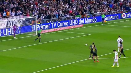 Cristiano Ronaldo miss Penalty (Hit the post)