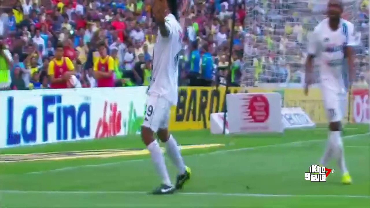 Ronaldinho two goals in 7 minutes against Club America