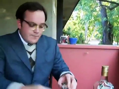 Boire 30 shots de Vodka... Et finir complètement bourré!