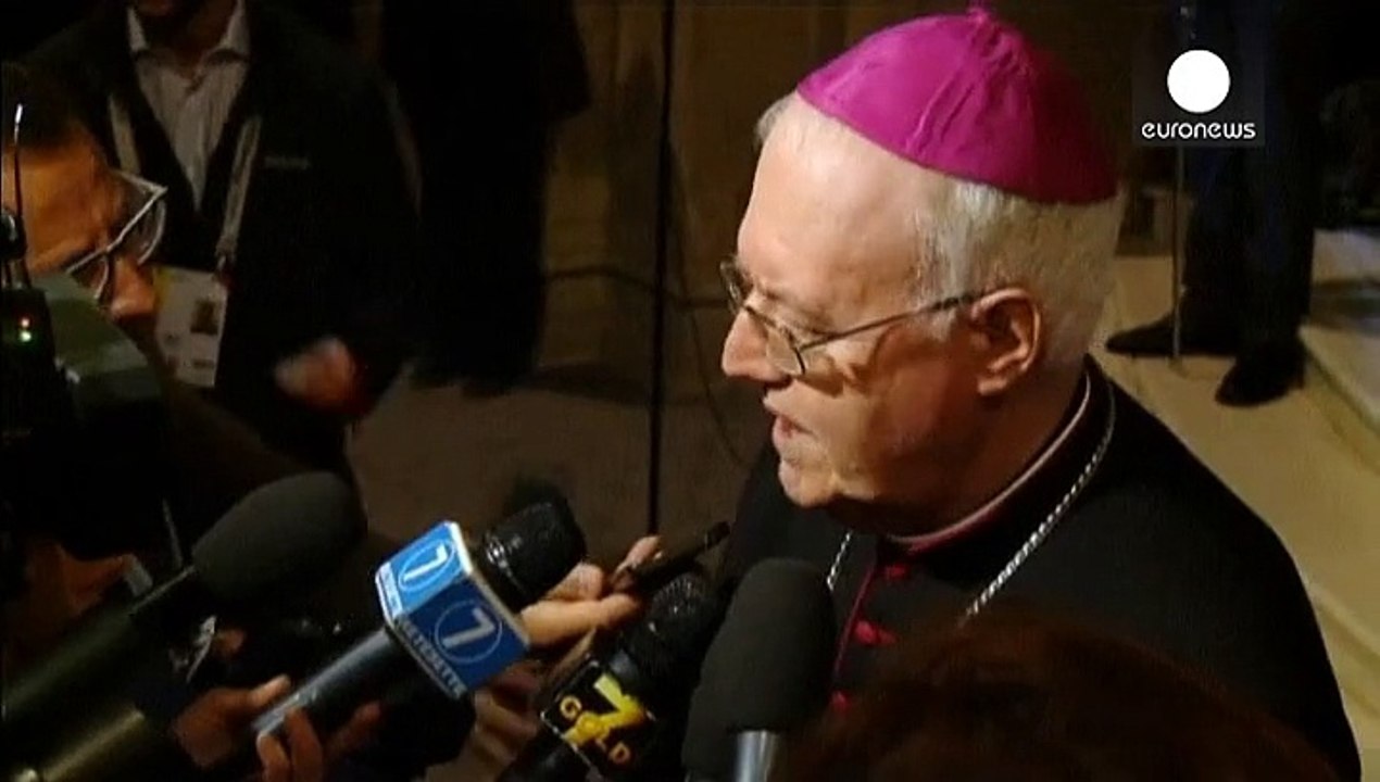 Jesus oder nicht jesus? umstrittenes grabtuch in turin ausgestellt