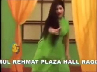 pakistani cute girl mujra dance