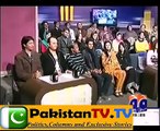Young Girl Starts Flirting with Aftab Iqbal in Live Program Khabarnaak