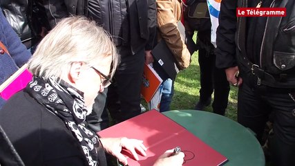 Perros-Guirec(22). Le festival de BD à fond les bulles