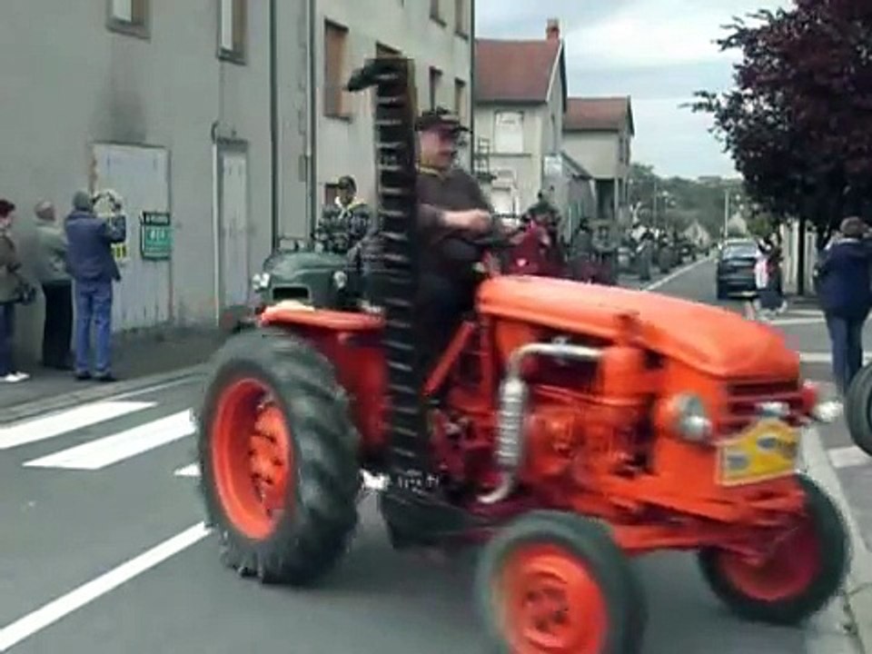 Vieux tracteurs  Randonnée  en Saône et Loire