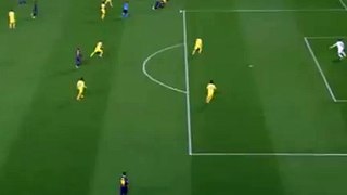 -Luis Suarez Amazing Goal APOEL 0 - 1 Barcelona 25_11_2014