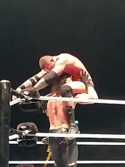 Seth Rollins vs. Randy Orton, WWELive in Hamburg, Germany, April 15th, 2015, part 5