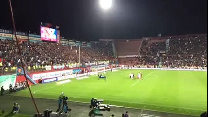 Avni Aker'de , 'Vali istifa'