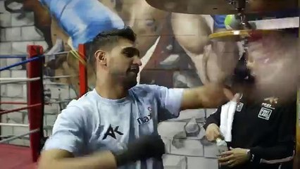 Amir Khans Party Trick