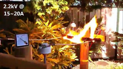 Arcs Sparks & Flashovers with Power   İlginç bir elektrik deneyi