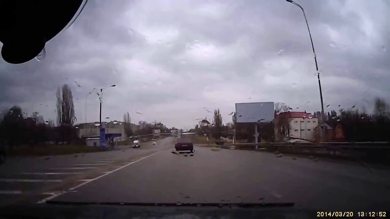 This Cool Soldier Has Steel Ones ! - Солдат красавчик со стальными - Прикол !