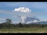 ...::::::::::ERUPCION  VOLCAN  CHAITEN CHILE::::::::::...